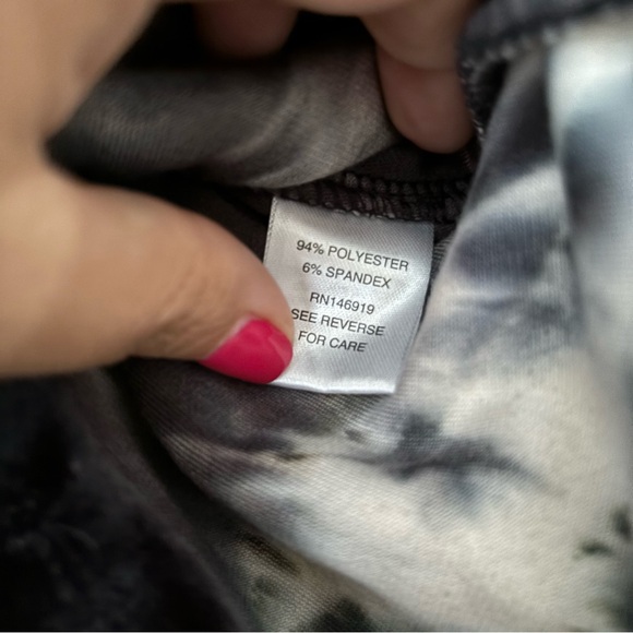 NWT Tie-Dye Shorts - Picture 4 of 5